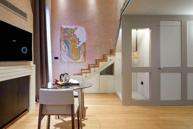 Ca' dei Proverbi Suites - Oda