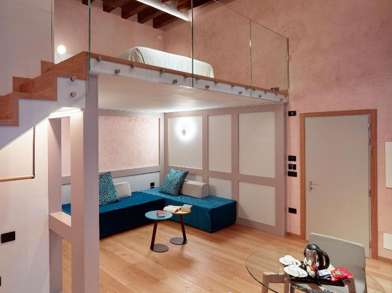 Ca' dei Proverbi Suites - Oda