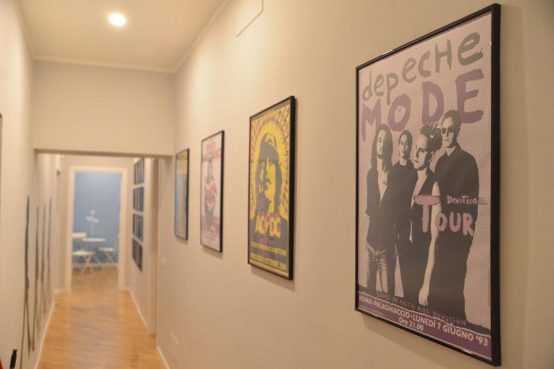 All You Need Is Rome Guesthouse - Lobi