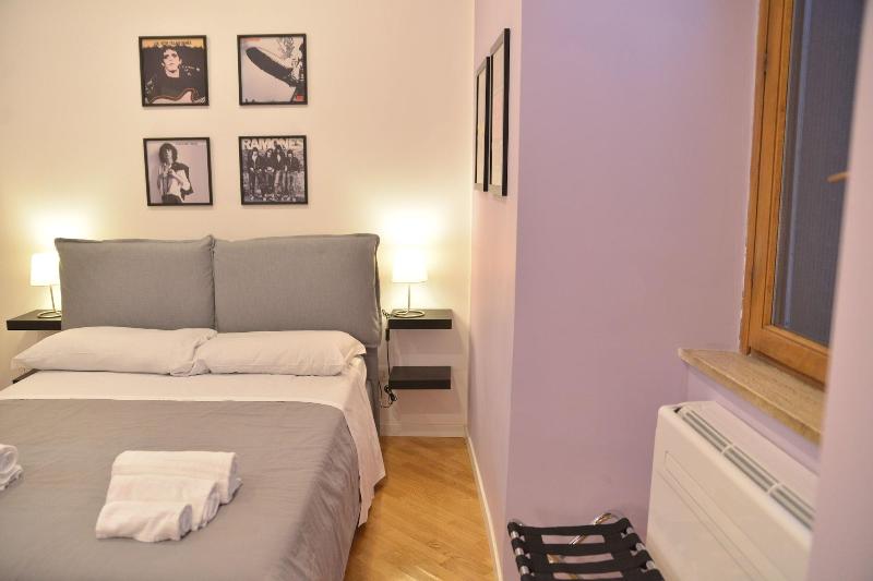 All You Need Is Rome Guesthouse - Oda