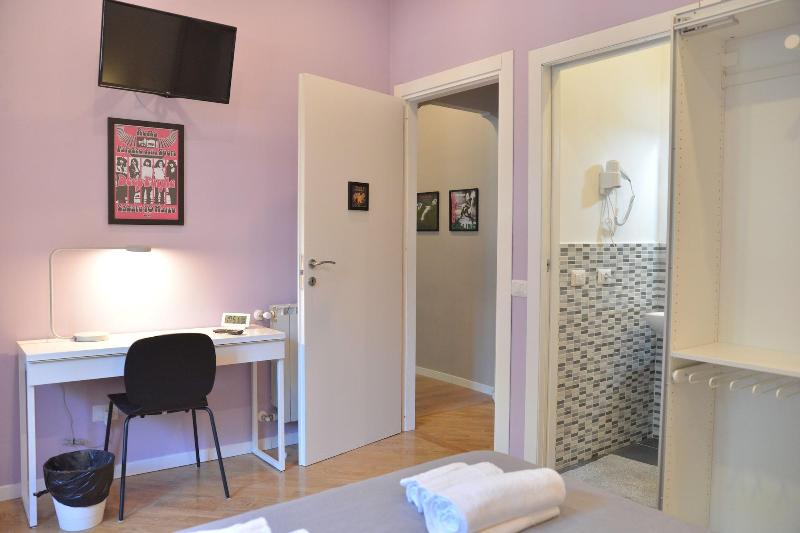 All You Need Is Rome Guesthouse - Oda