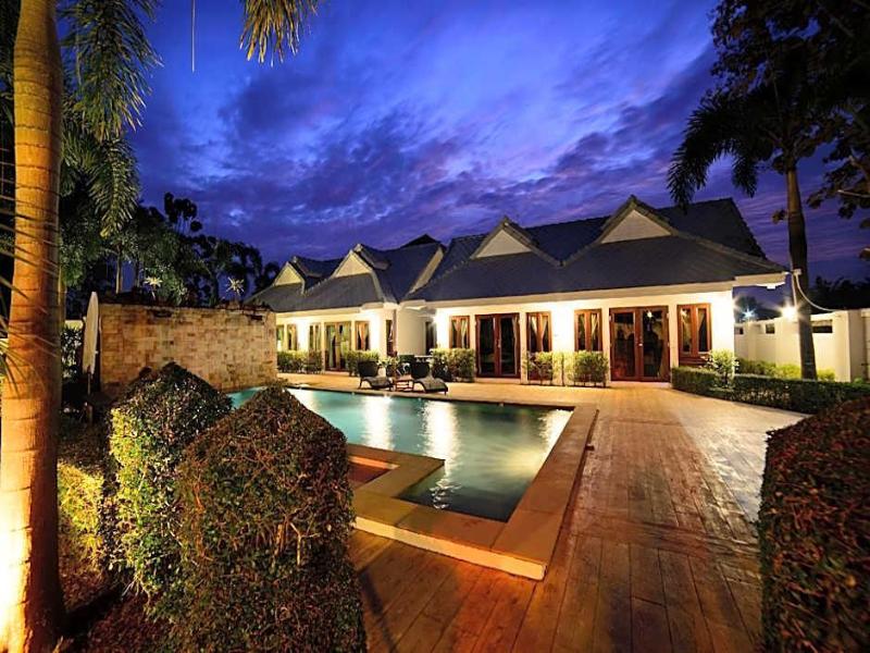 Rungnara Pool Villa - Genel