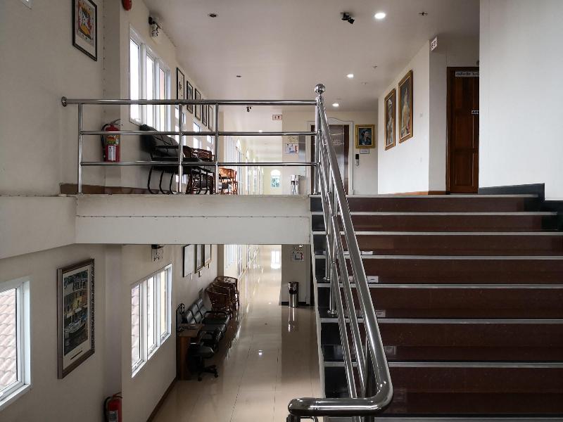 Phadaeng Hotel - Lobi