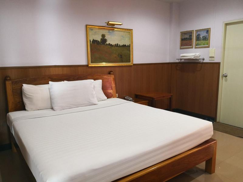 Phadaeng Hotel - Oda