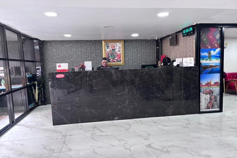 Papa Ji Hotel and Restaurant - Lobi