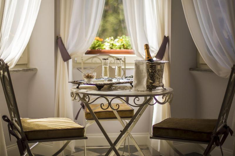 Trastevere Royal Suite - Oda
