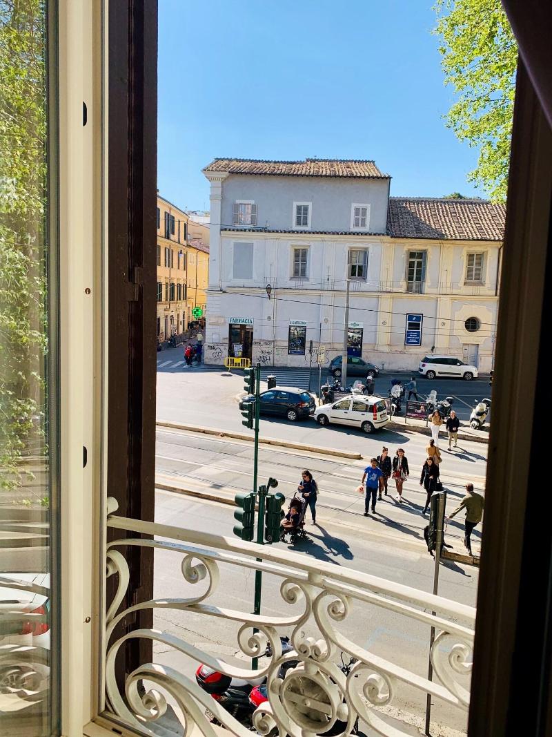 Trastevere Royal Suite - Oda