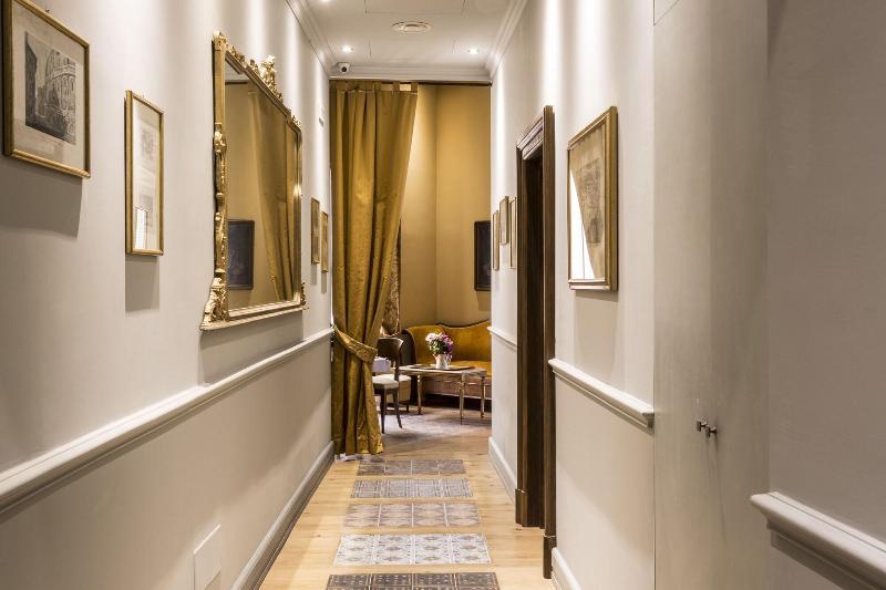 Navona Grand Suite - Lobi