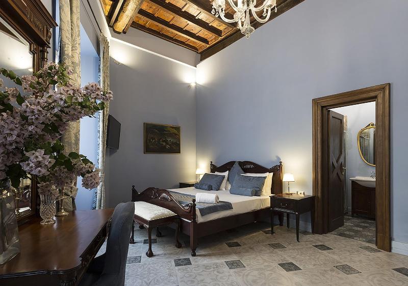 Navona Grand Suite - Oda