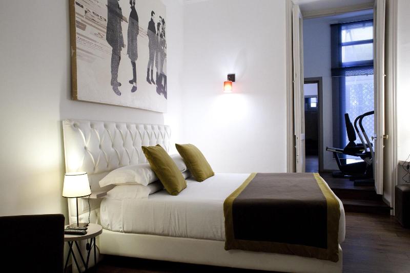 Piazza Farnese Luxury Suites - Oda