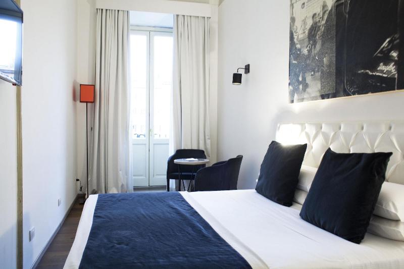 Piazza Farnese Luxury Suites - Oda