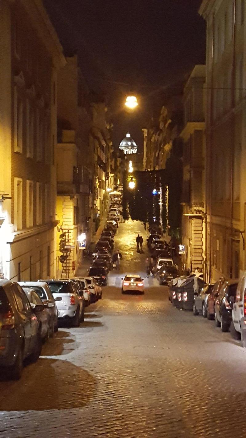 Una Finestra Su Monti - Genel