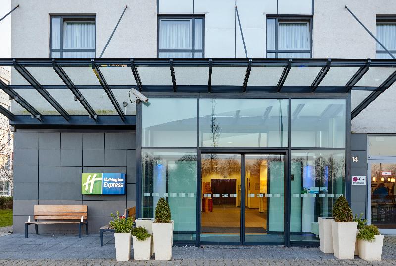 Holiday Inn Express Dusseldorf - City North - Genel