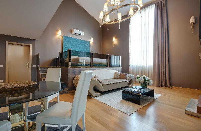 Penthouse Suite Rome - Oda