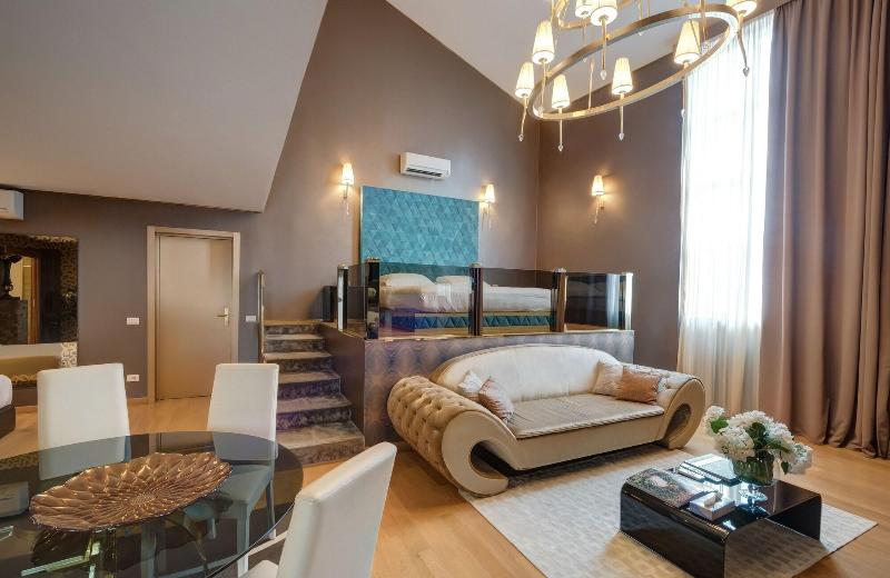 Penthouse Suite Rome - Oda