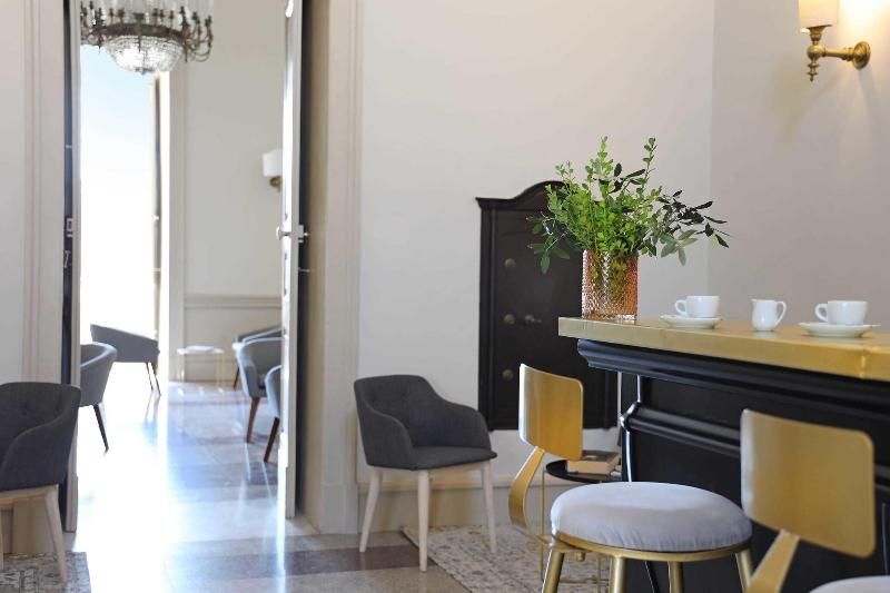 Palazzo Circolone - Lobi