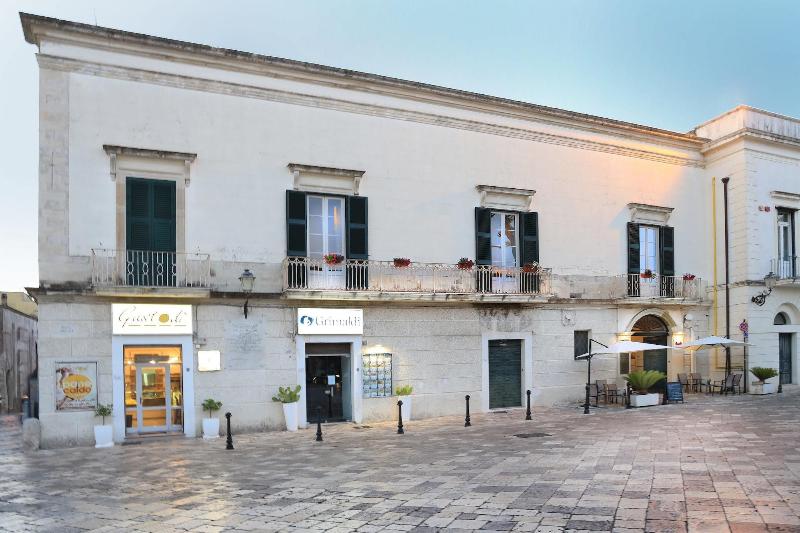 Palazzo Circolone - Genel