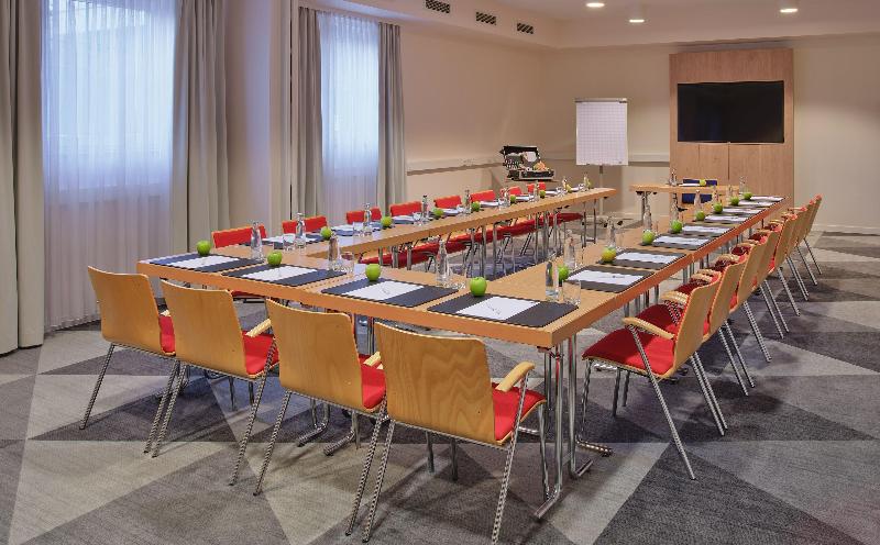 Holiday Inn Express Frankfurt Airport - Toplantı