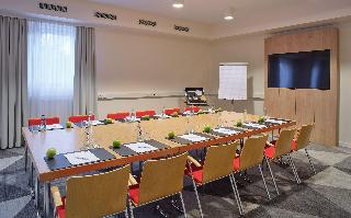 Holiday Inn Express Frankfurt Airport fotoÄŸrafÄ±