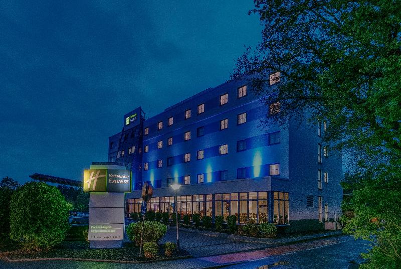 Holiday Inn Express Frankfurt Airport - Genel