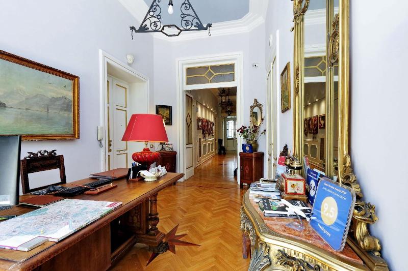 Domus Monamì Luxury Suites - Lobi