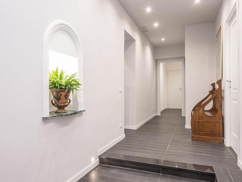 Vatican Luxury Suites - Lobi