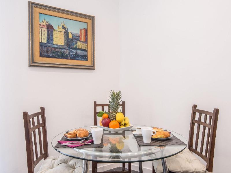 Vatican Luxury Suites - Oda