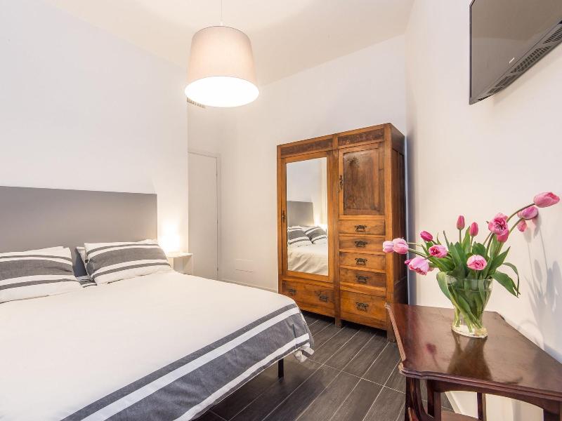 Vatican Luxury Suites - Oda