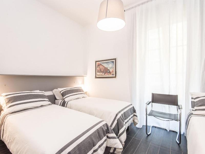 Vatican Luxury Suites - Oda
