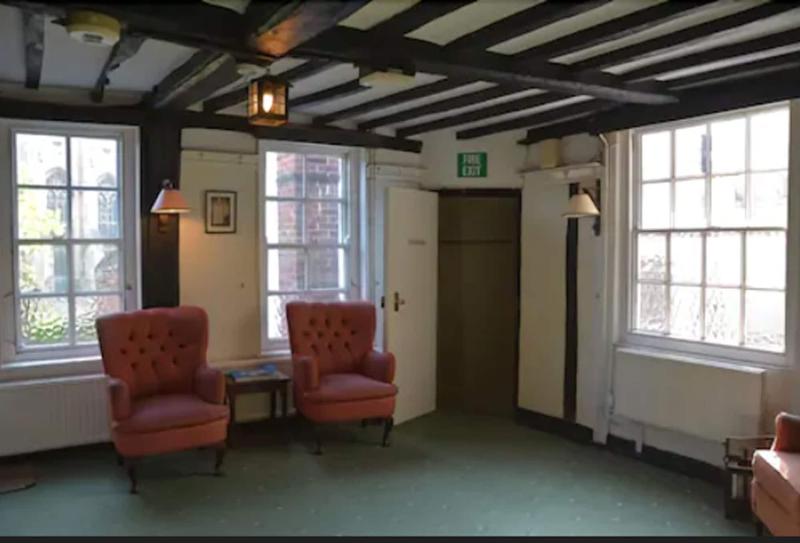 Cathedral Gate Hotel - Lobi