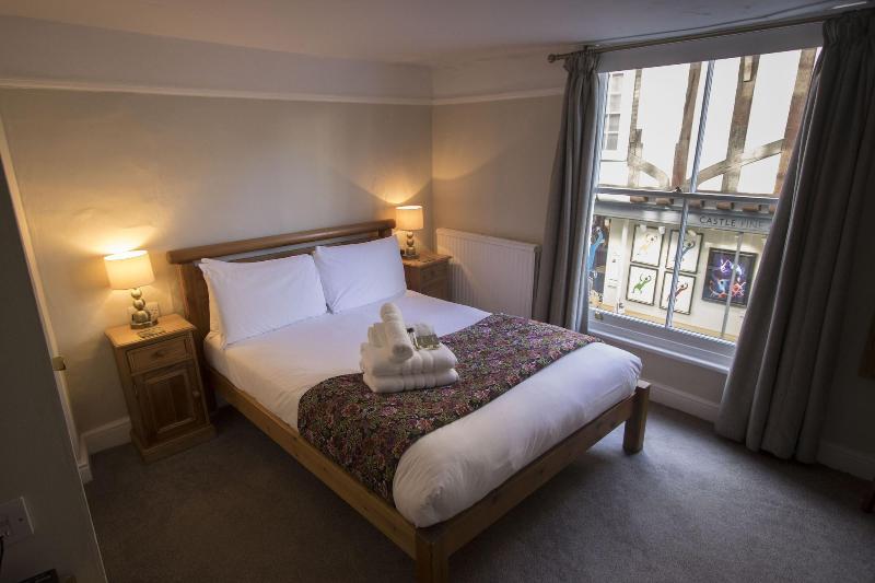 Cathedral Gate Hotel - Oda