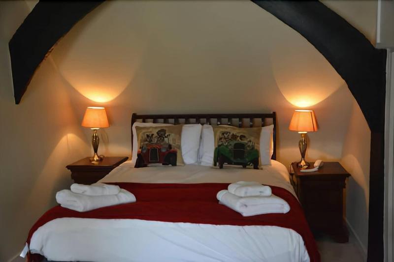 Cathedral Gate Hotel - Oda