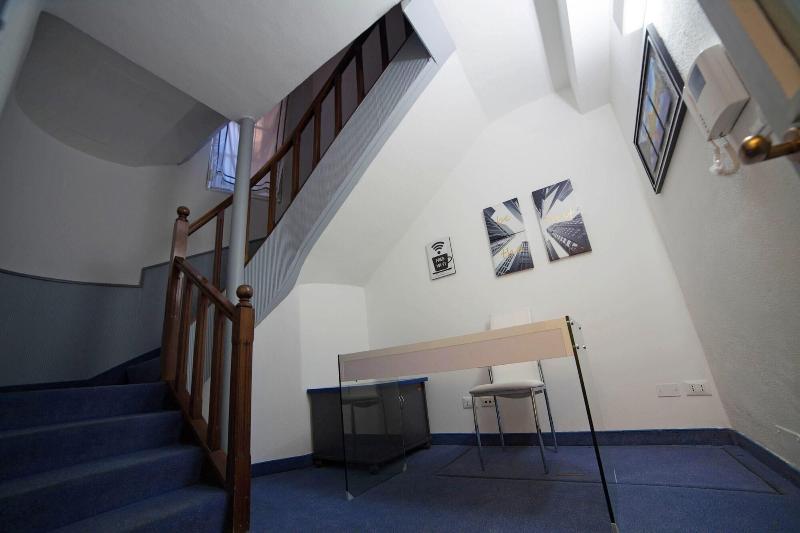 Cadorna House - Lobi
