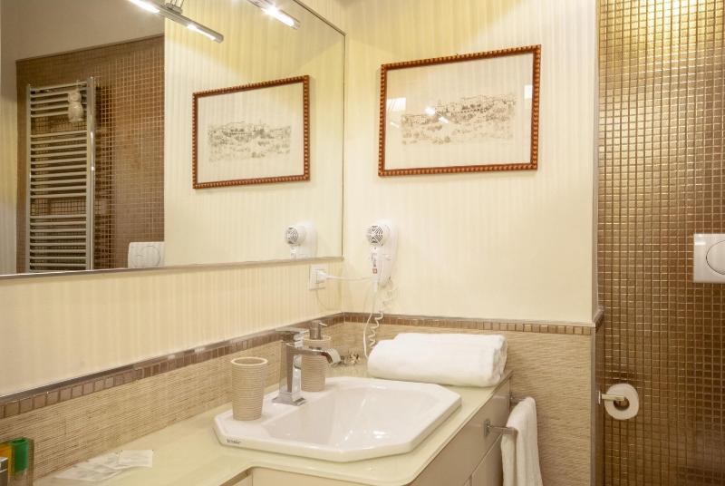 Bea Suites Luxury Rooms - Oda