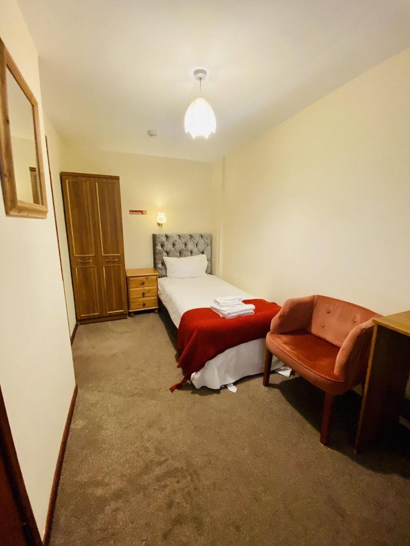 Mount Pleasant Hotel - Oda