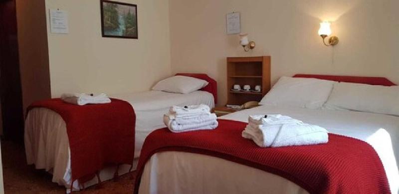 Mount Pleasant Hotel - Oda