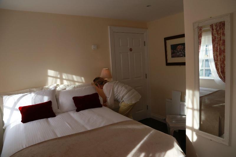 Number 8 The Townhouse - Oda