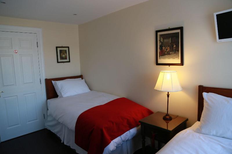 Number 8 The Townhouse - Oda