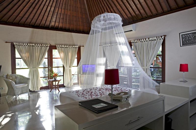 Natah Bale Villas - Oda