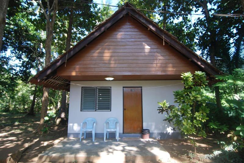 Lanta Coral Beach Resort - Oda