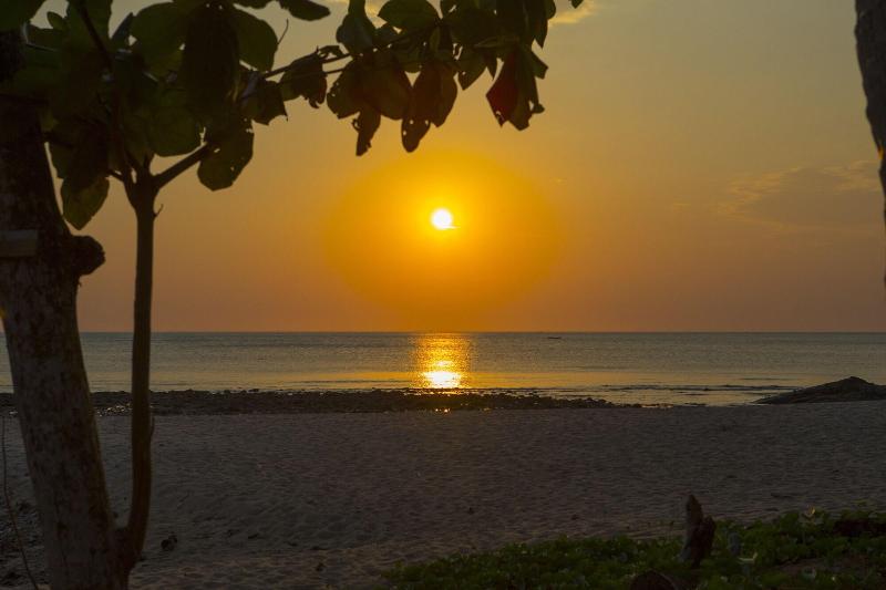 Lanta Coral Beach Resort - Plaj