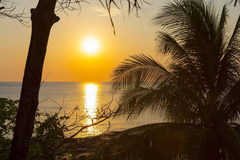 Lanta Coral Beach Resort - Plaj