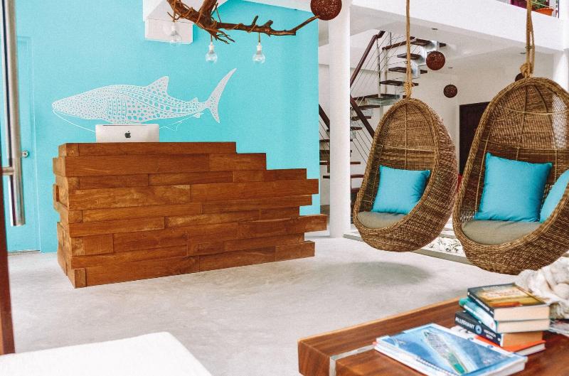 Bliss Dhigurah - Lobi