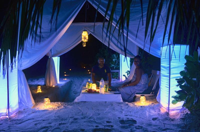 Bliss Dhigurah - Restoran