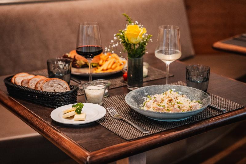 Leonardo Hotel Aachen - Restoran
