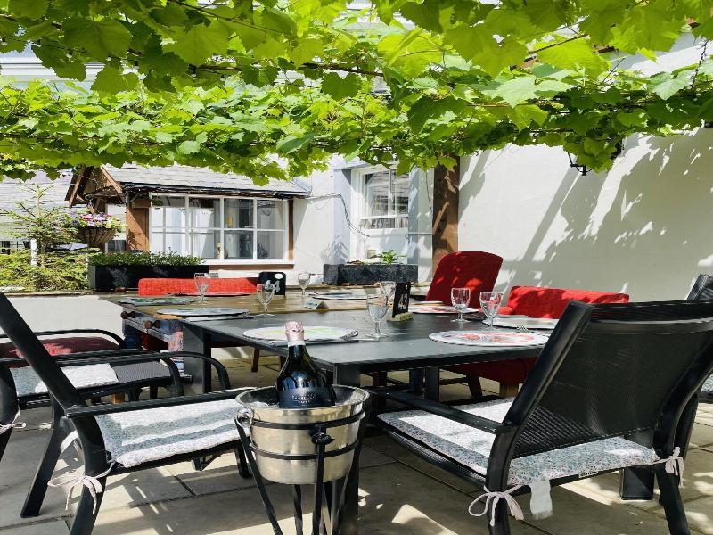 Greyhound Inn - Lobi