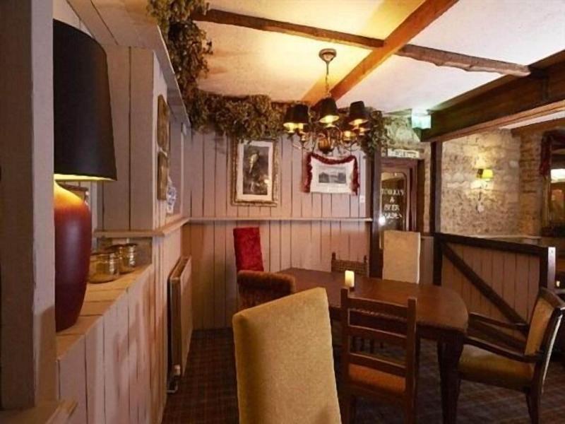 Greyhound Inn - Restoran