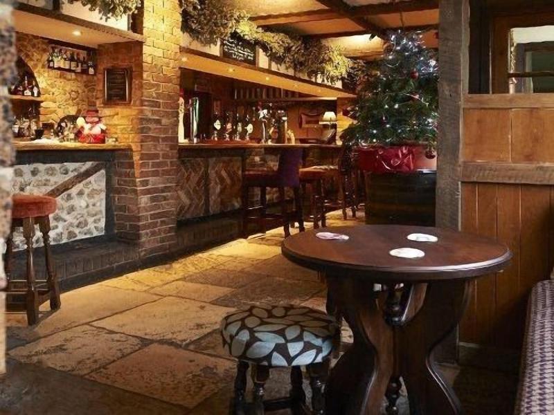 Greyhound Inn - Restoran