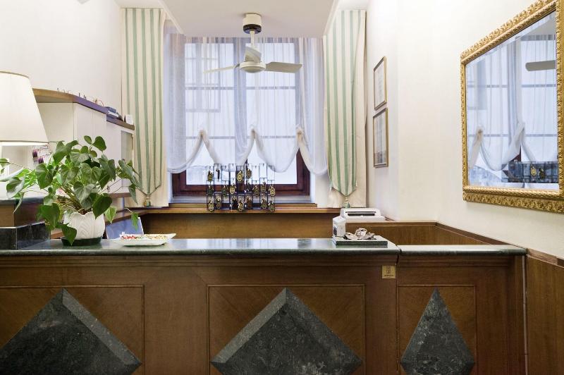 Hotel Alessandra - Lobi