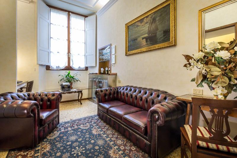 Hotel Alessandra - Lobi